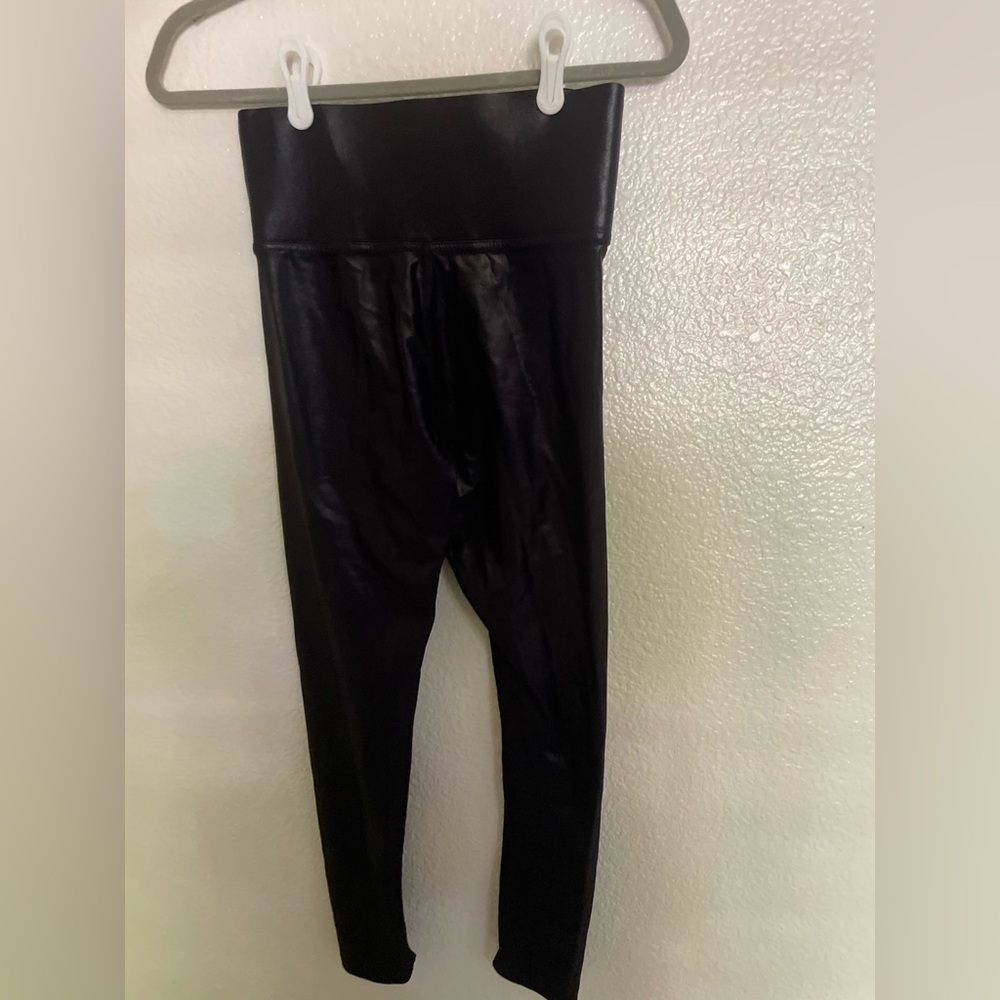 Carbon38 Black Leggings